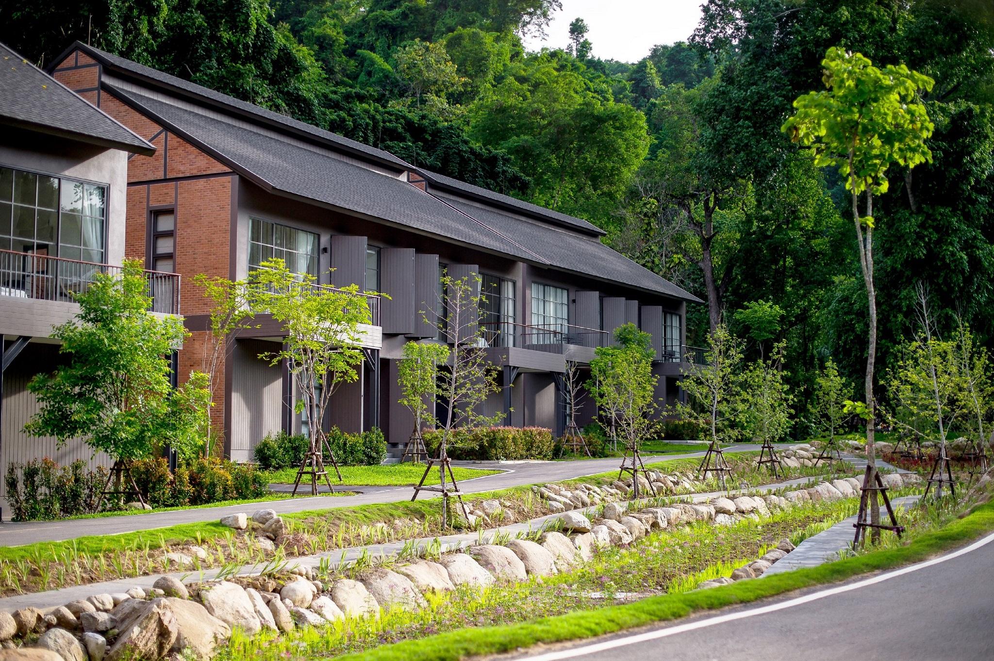 Flora Creek Chiang Mai Hotel Hang Dong Exterior photo